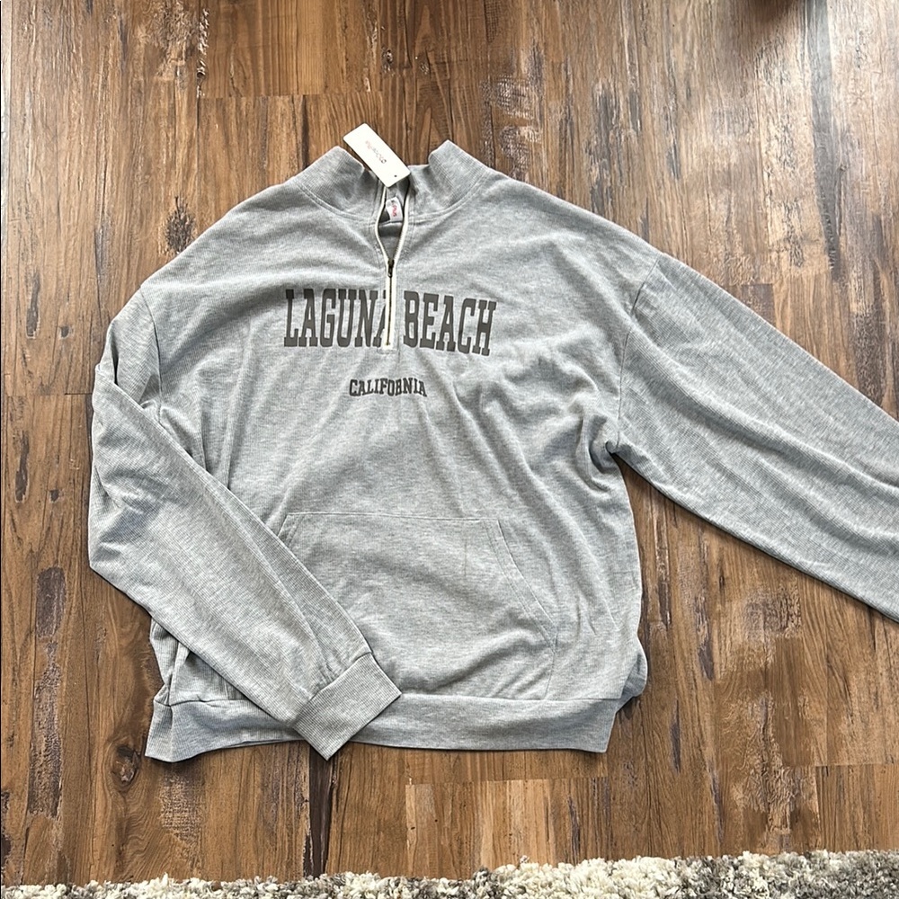 Laguna B Gray Zip Up Sweater with Classic Design